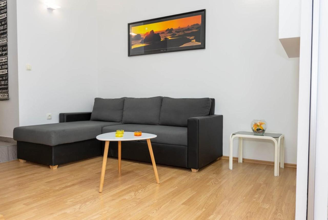 Apartments Pasalic Kaštela 外观 照片