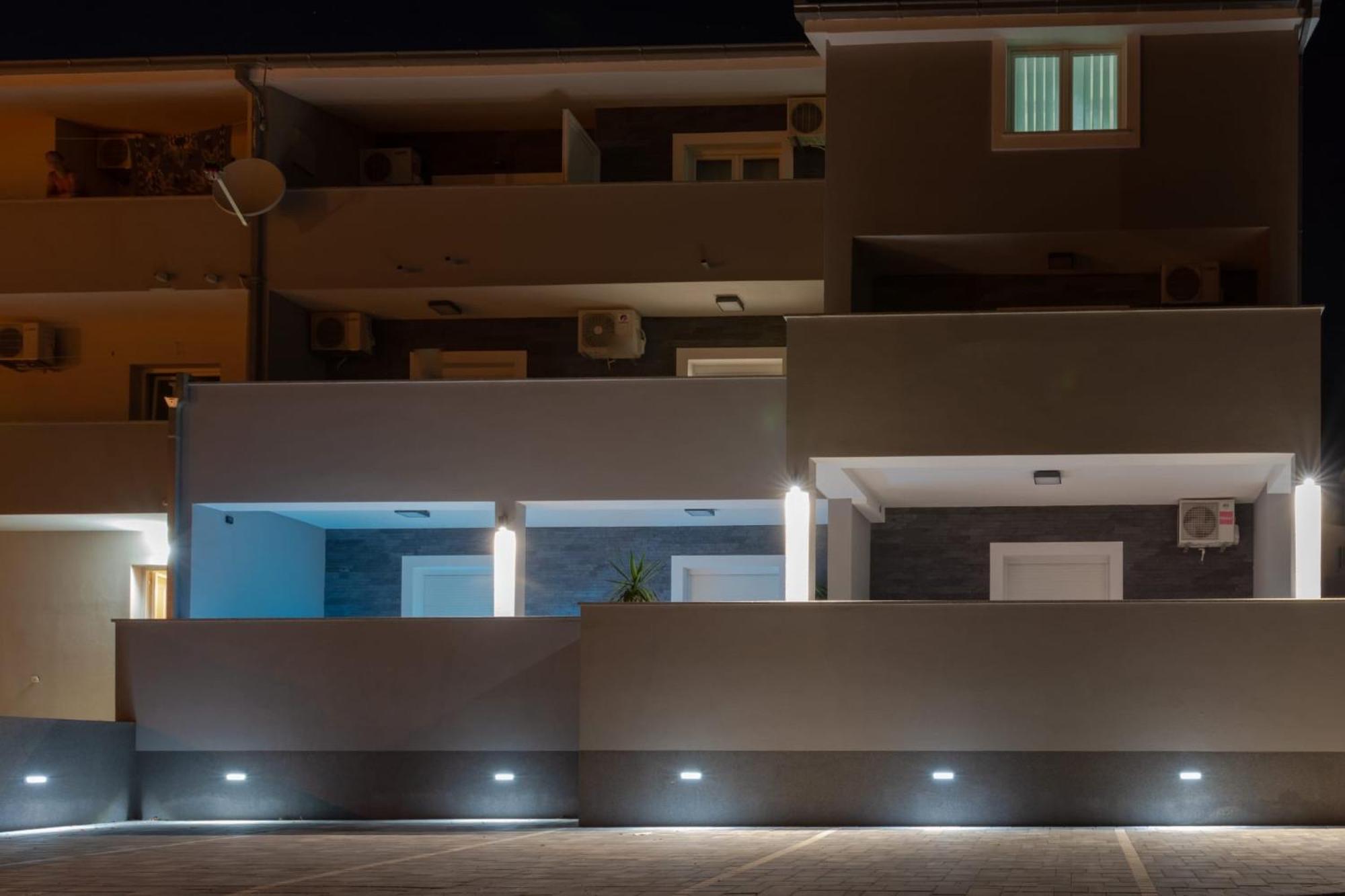 Apartments Pasalic Kaštela 外观 照片